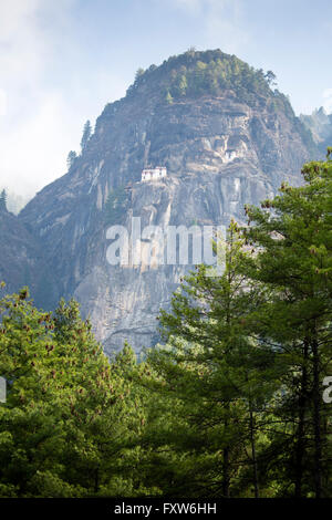 Paro Taktsang is the popular name of Taktsang Palphug Monastery, a prominent Himalayan Buddhist sacred site and temple complex Stock Photo