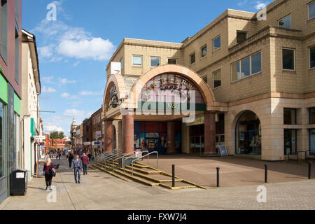 The Belfry Shopping Centre, Station Road, Redhill Stock Photo