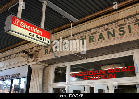 Entryway to the 1920's Sheridan Station on the Chicago 'L' or Loop Red Line subway in the Wrigleyville neighborhood. Stock Photo