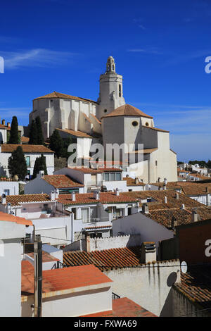 View of pretty white washed Cadaques, on the Cap de Creus, in Catalonia, on the Costa Brava, in Spain, Europe Stock Photo