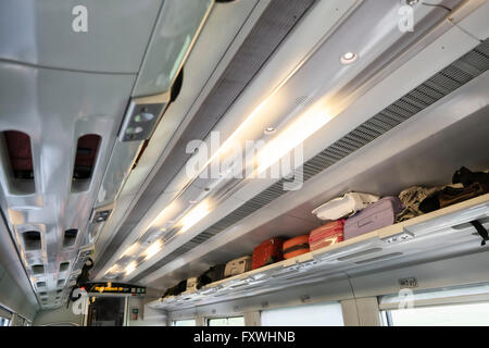 luggage on amtrak