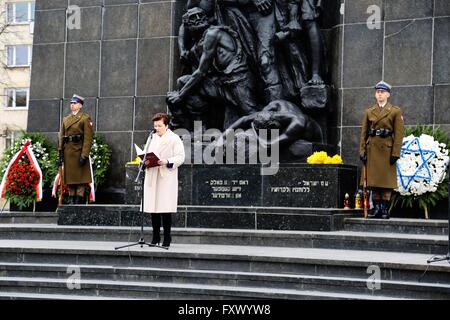 Warsaw, Poland. 19th April, 2016. Warsaw city's Mayor, Hanna Gronkiewicz-Waltz spoke during during the 73rd anniversary of the Warsaw Ghetto Uprising in front of the Ghetto Heroes Monument in Warsaw, Poland. Various representatives including Polish-Jewish organizations, members of the state and local governments, ambassadors, as well as those who are 'Righteous Among Nations' attended the anniversary. Credit:  PACIFIC PRESS/Alamy Live News Stock Photo