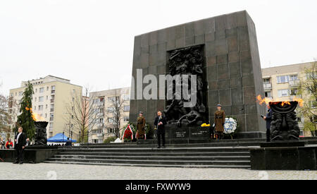 Warsaw, Poland. 19th April, 2016. Polish President Andrzej Duda spoke during the 73rd anniversary of the Warsaw Ghetto Uprising in front of the Ghetto Heroes Monument in Warsaw, Poland. Various representatives including Polish-Jewish organizations, members of the state and local governments, ambassadors, as well as those who are 'Righteous Among Nations' attended the anniversary. Credit:  PACIFIC PRESS/Alamy Live News Stock Photo