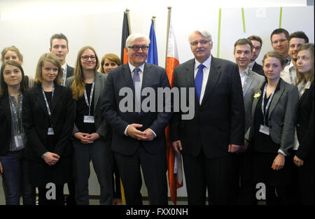 Warsaw, Poland. 19th Apr, 2016. German Minister for Foreign Affairs Frank-Walter Steinmeier (c, SPD) and his Polish counterpart Witold Waszczykowski posing together with teenagers from both countries in Warsaw, Poland, 19 April 2016. Germany and Poland celebrate the 25th anniversary of the neighbourly treaty. PHOTO: CHRISTOPH SATOR/dpa/Alamy Live News Stock Photo