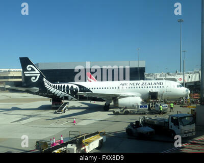 Air New Zealand Airbus A320-232 at Auckland Airport, New Zealand Stock Photo