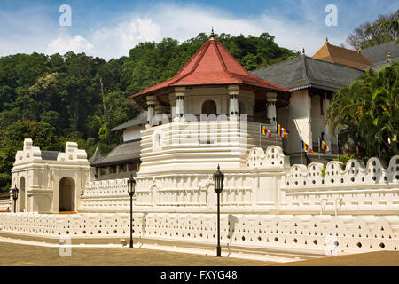 Sri Lanka, Kandy, Temple of the Tooth Relic, Dalada Maligawa, exterior Stock Photo