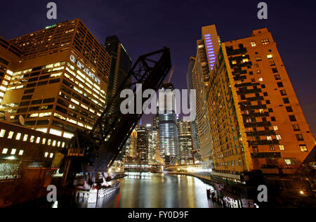 Downtown Chicago skyline including the Willis Tower, Chicago Sun Times Building and Wolf Point development Stock Photo