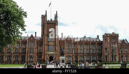 Graduation Day at The Queen's University of Belfast Stock Photo