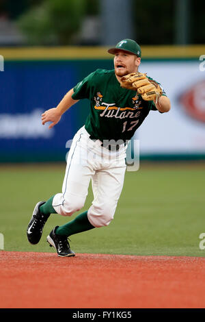 APR 19, 2016 - Tulane infielder Jake Willsey #17 reacts to the ball during a regular season game between Southern Mississippi and Tulane played at Greer Field at Turchin Stadium in New Orleans LA. Tulane defeated Southern Miss 12-0 Stock Photo