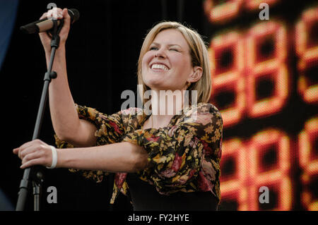 Live 8 at hyde Park, London. Dido performing live Stock Photo