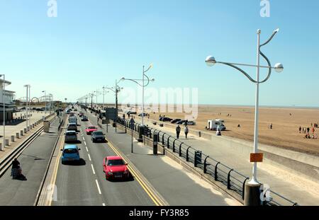 The coast road at Southport running between the town and beach on a sunny spring day in the northwest of England. Stock Photo