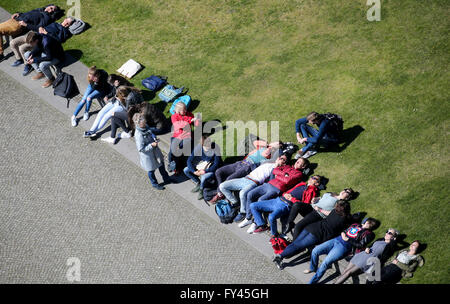 Berlin, Germany. 21st Apr, 2016. Young people enjoy the sunshine in the Lustgarten in Berlin, Germany, 21 April 2016. Photo: KAY NIETFELD/dpa/Alamy Live News Stock Photo