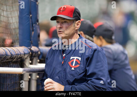 New Minnesota Twins Manager Paul Molitor Editorial Photography - Image of  spring, training: 50796887