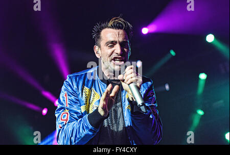 Hamilton, ON, Canada. 16th Apr, 2016. 16 April 2016 - Hamilton, Ontario, Canada. Jacob Hoggard of Hedley performs on stage during the band's Wild Live Concert Tour held at the FirstOntario Centre. Photo Credit: Brent Perniac/AdMedia © Brent Perniac/AdMedia/ZUMA Wire/Alamy Live News Stock Photo