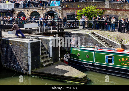 Narrow Boat, Camden Lock, Camden Town, London, UK Stock Photo