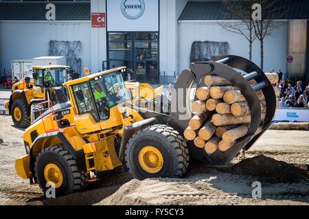 bauma 2016 exhibition: Volvo L180H  with log grapple at Volvo Show, Munich, Apr. 11, 2016. Stock Photo