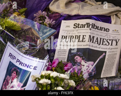 Minneapolis, MN, USA. 22nd Apr, 2016. Part of the memorial for Prince at 1st Ave in Minneapolis. Thousands of people came to 1st Ave in Minneapolis Friday to mourn the death of Prince, whose full name is Prince Rogers Nelson. 1st Ave is the nightclub the musical icon made famous in his semi autobiographical movie ''Purple Rain.'' Prince, 57 years old, passed away Thursday, April 21, 2016, at Paisley Park, his home, office and recording complex in Chanhassen, MN. Credit:  Jack Kurtz/ZUMA Wire/Alamy Live News