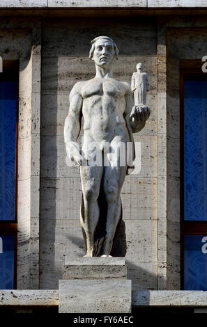 Prague, Czech Republic. Municipal Library (Mestska knihovna: 1928 - Art Nouveau) in Mariánské námesti (Virgin Mary Square)..... Stock Photo