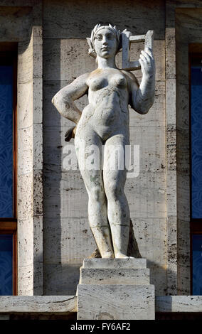 Prague, Czech Republic. Municipal Library (Mestska knihovna: 1928 - Art Nouveau) in Mariánské námesti (Virgin Mary Square)..... Stock Photo