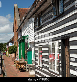UK, Kent, Sissinghurst, High Street, distinctive clapboard-clad cottages Stock Photo