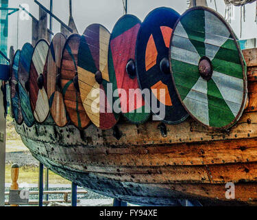 Reykjanesbaer, Southern Peninsula, Iceland. 5th Aug, 2015. Shields line the side of the Ãslendingur (Icelandic: ''Icelander''), a replica of an authentic 9th century Viking ship found in a Norwegian burial mound, on display in the seaside Viking World Museum in Reykjanesbaer on the Southern Peninsula in Iceland, a favorite tourist destination. Tourism has become a growing sector of the economy. © Arnold Drapkin/ZUMA Wire/Alamy Live News Stock Photo