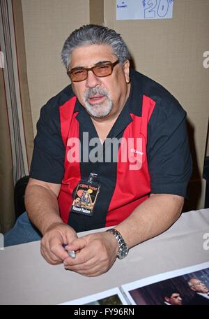 Parsippany, NJ, USA. 23rd Apr, 2016. Vincent Pastore in attendance for Chiller Theatre Toy, Model and Film Expo, Sheraton Parsippany, Parsippany, NJ April 23, 2016. Credit:  Derek Storm/Everett Collection/Alamy Live News Stock Photo