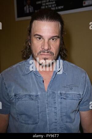 Parsippany, NJ, USA. 23rd Apr, 2016. Craig Sheffer in attendance for Chiller Theatre Toy, Model and Film Expo, Sheraton Parsippany, Parsippany, NJ April 23, 2016. Credit:  Derek Storm/Everett Collection/Alamy Live News Stock Photo