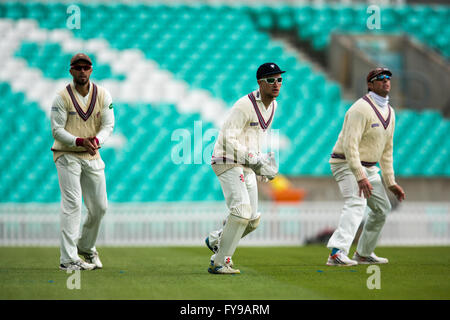 London, UK. 24 April 2016. In the field for Somerset on Day One of the ‘Spec-savers’ County Championship Division One match against  Surrey at the Oval. David Rowe/Alamy Live news. Stock Photo