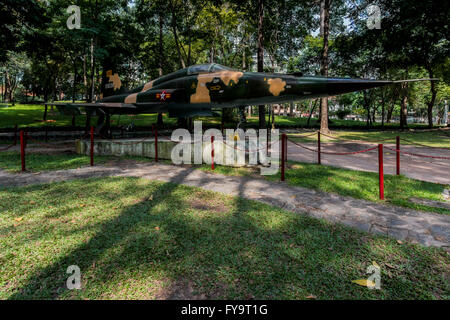 F5E USA fighter bomber used to bomb Americans reunification palace 8th April 1975 as Vietnam war drew to a close Saigon Vietnam Stock Photo