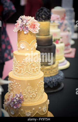 Decorative wedding cakes henna style decor at Cake International – The Sugarcraft, Cake Decorating and Baking Show in London. Stock Photo