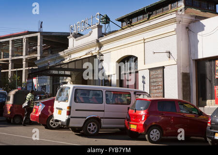 Sri Lanka, Nuwara Eliya, St Andrew’s Road, Cargills Food City shop Stock Photo