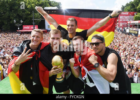 Reception of the German national team after their victory at the FIFA World Cup 2014, fan party at the Brandenburg Gate, Berlin Stock Photo