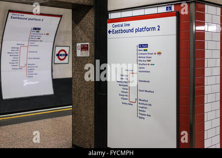 Platform map at St Paul's underground station Stock Photo - Alamy