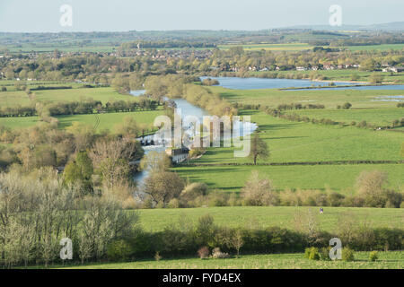 Looking over Day's Lock on the River Thames from Round Hill, Wittenham Clumps, near Dorchester on Thames, Oxfordshire, UK Stock Photo