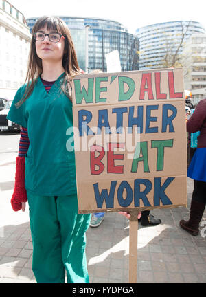 London UK.  26th April 2016  Junior doctors' strike  Credit: Michael Tubi/Alamy Live News Stock Photo
