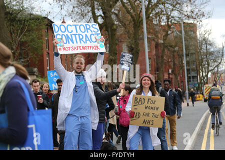 Manchester, UK. 26th April, 2016. Doctors holding up placards during a rally in Manchester, UK, 26th April, 2016 Credit:  Barbara Cook/Alamy Live News