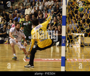 Action from Berlin Füchse pro-handball match against HSG Wetzlar on 17th April 2016 at the Max Schmeling Halle Berlin, Germany Stock Photo