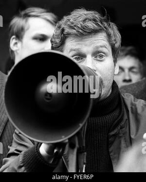 Daniel Cohn-Bendit at the border checkpoint. Daniel-Cohn Bendit's attempt to enter France across the border 'Goldene Bremm' near Saarbruecken despite a refusal of entry failed on 24 May 1968. Stock Photo