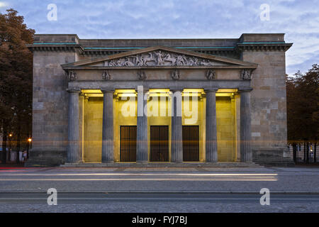 Neue Wache, Unter den Linden Boulevard, Berlin Stock Photo