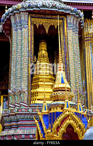 blue  gold    temple   in   bangkok  thailand incision of the temple Stock Photo