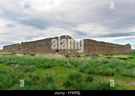 Ruins of the Kitan fortress Khar Bukh Balgas, Dashinchilen, Bulgan Aimag, Mongolia Stock Photo