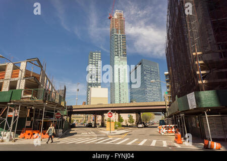 Development  in Western Queens in the neighborhood of Long Island City in New York seen on Sunday, April 24, 2016. The formerly industrial waterfront is experiencing heavy development partially because of it's proximity to Manhattan. (© Richard B. Levine) Stock Photo