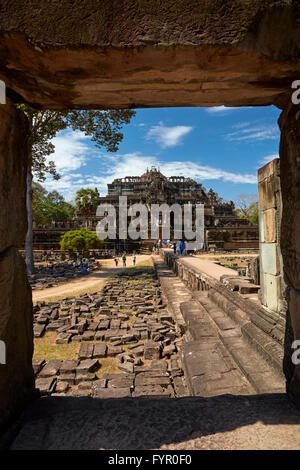 Causeway and Baphuon temple (11th century), Angkor Thom temple complex, Angkor World Heritage Site, Siem Reap, Cambodia Stock Photo