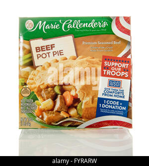 Winneconne, WI - 7 Feb 2016:  Box of Marie Callender's pot pie in beef flavor. Stock Photo