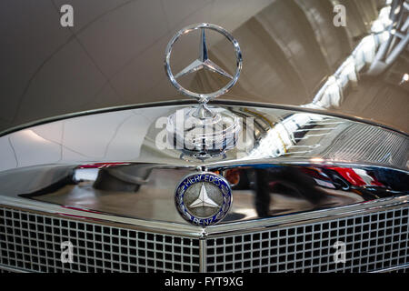 Hood ornament of Mercedes-Benz 220 SE (W128), close-up. Stock Photo