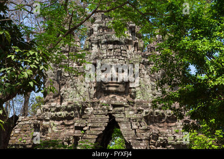 ancient gate of Prasat Bayon temple, Angkor Thom , is popular tourist attraction in Siem reap, Cambodia Stock Photo