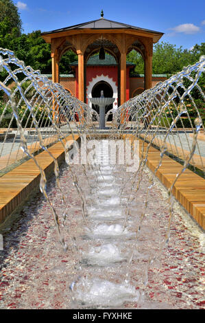 Fountain, oriental garden, Gardens of the World, Erholungspark Marzahn, Marzahn, Marzahn-Hellersdorf, Berlin, Germany / Garden of the four streams, Garten der vier Ströme, Garten der Welt, Gärten der Welt Stock Photo