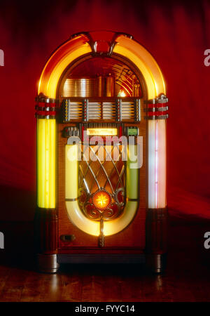 Wurlitzer jukebox hi-res stock photography and images - Alamy