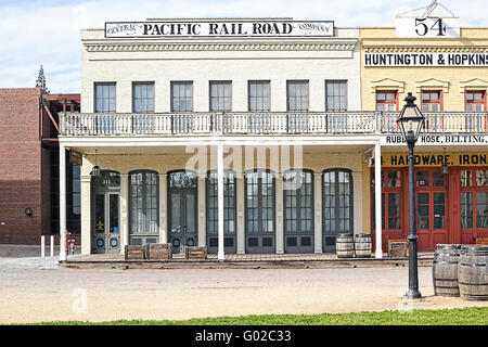 Front view of the Central Pacific Railroad Company and part of the Huntington Hopkins Hardware Store in Old Sacramento State Stock Photo