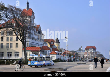 Hotel House at the Sea, promenade, Ostseeallee, Kuhlungsborn, district Rostock, Mecklenburg-Vorpommern, Germany / Kühlungsborn Stock Photo